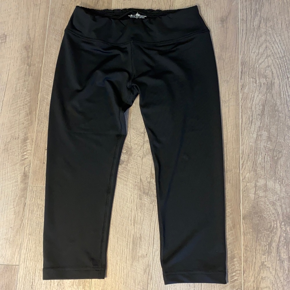 Charles River Apparel Sport Women’s Fitness Capris - Picture 1 of 8